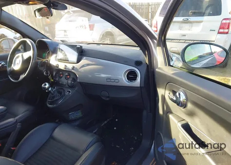 2015 Fiat 500 Sport из США, поврежденный, VIN 3C3CFFBR5FT753713